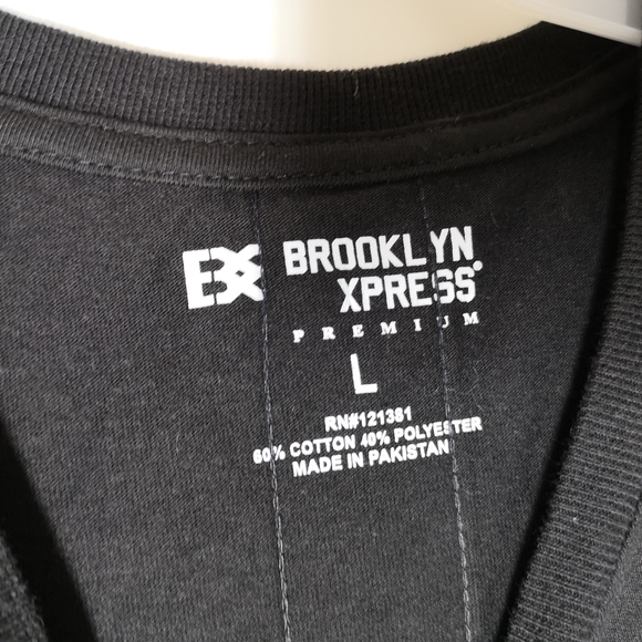 Brooklyn Xpress Premium Men's T-Shirt Checkered Trim Black Red Size L New - Picture 11 of 11